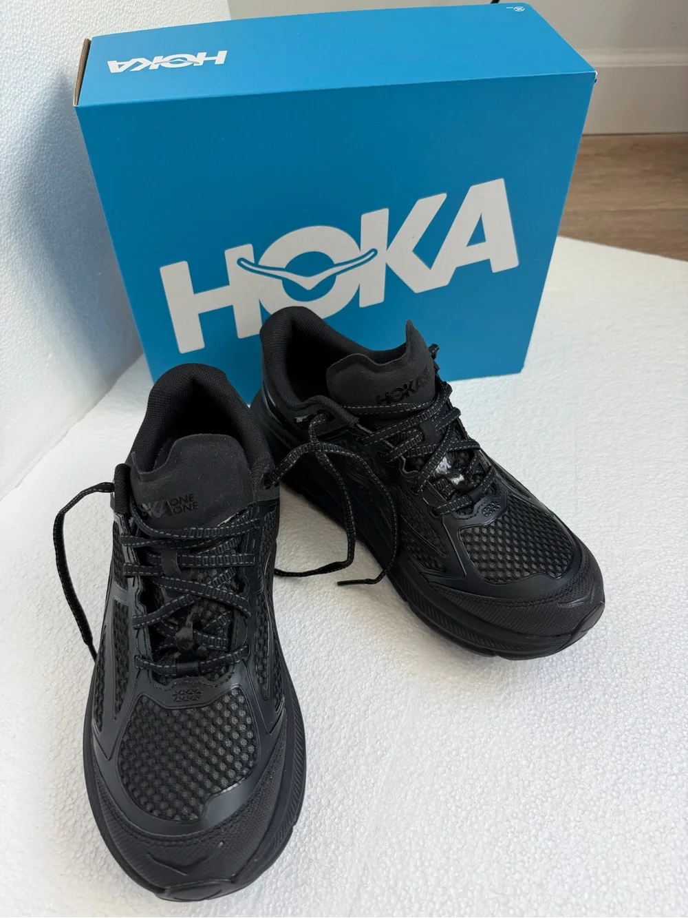 Hoka  Black Men's Clifton One 9 Running Shoes - Size 8.5- unworn